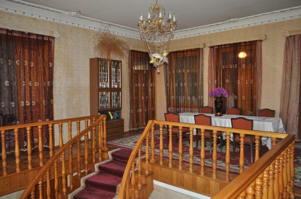 Guest House Cico Telavi Luaran gambar