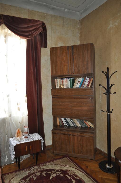 Guest House Cico Telavi Luaran gambar