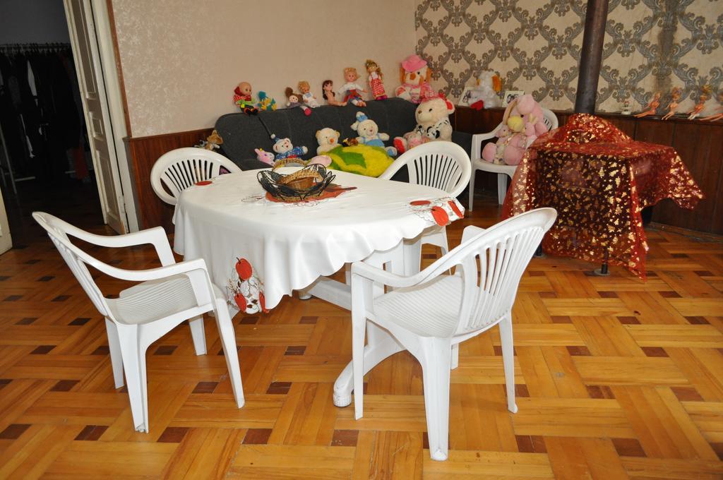 Guest House Cico Telavi Luaran gambar