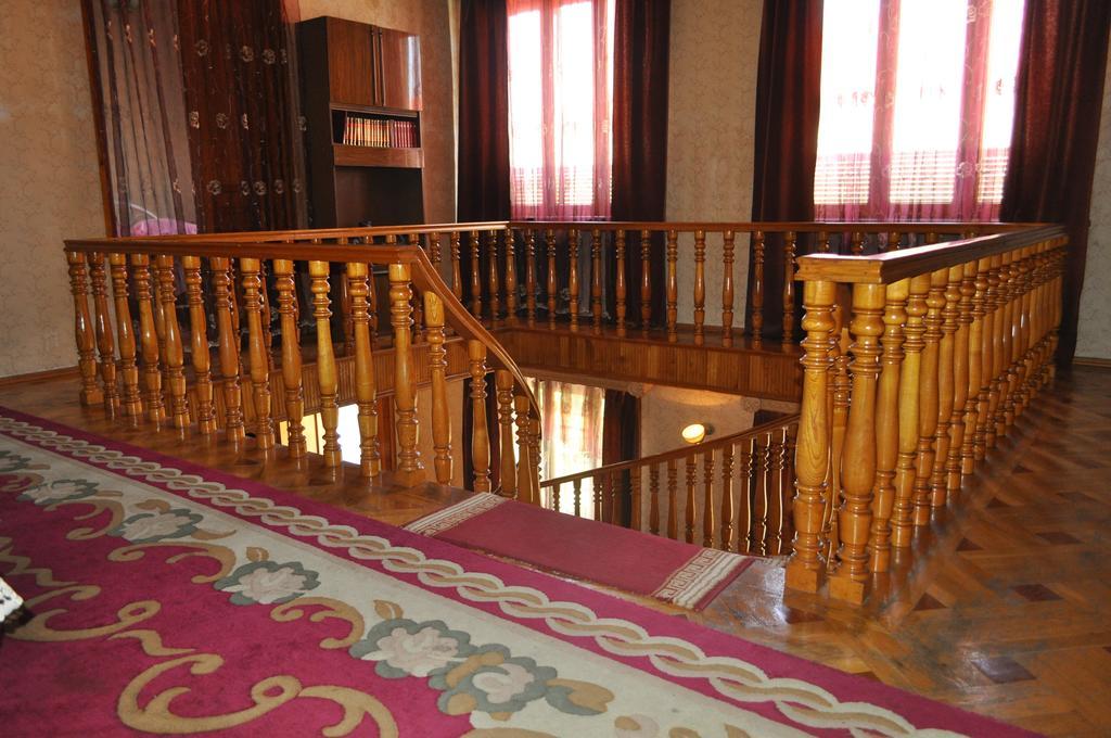 Guest House Cico Telavi Luaran gambar