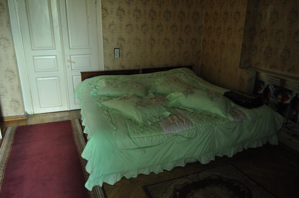 Guest House Cico Telavi Luaran gambar