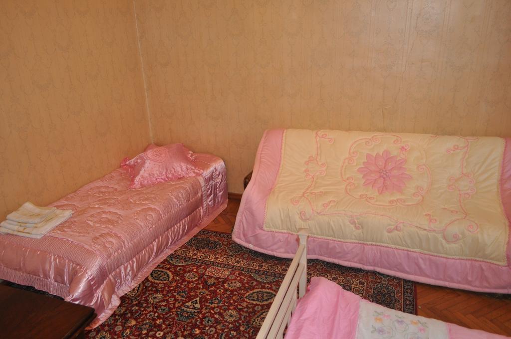 Guest House Cico Telavi Luaran gambar